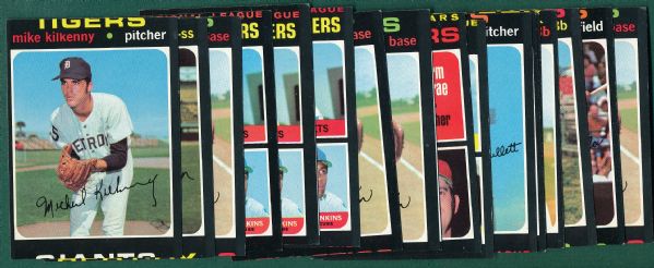 1971 Topps Lot of (21) Miscuts W/ Bench
