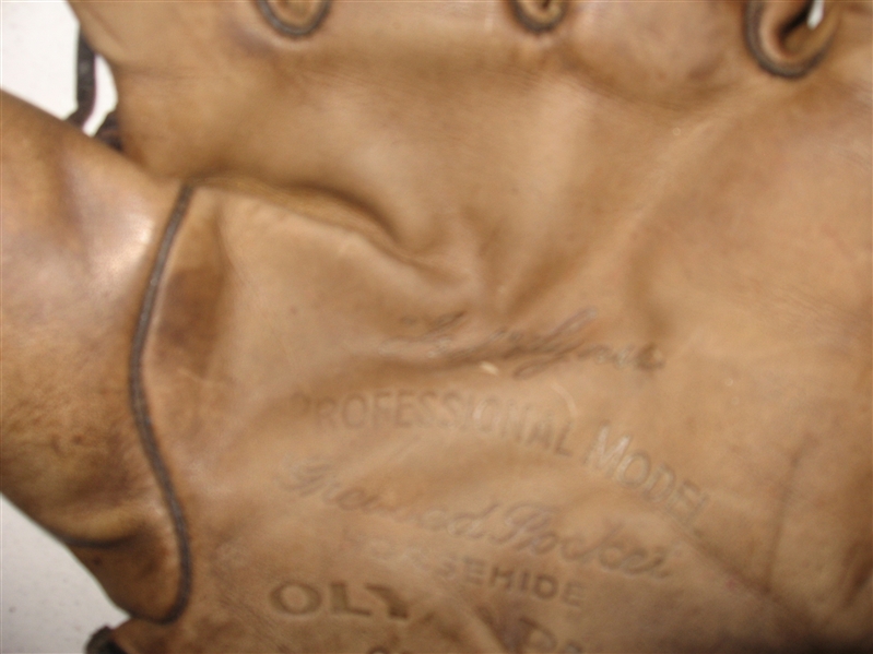 Split Finger Baseball Gloves Lot of (4) 