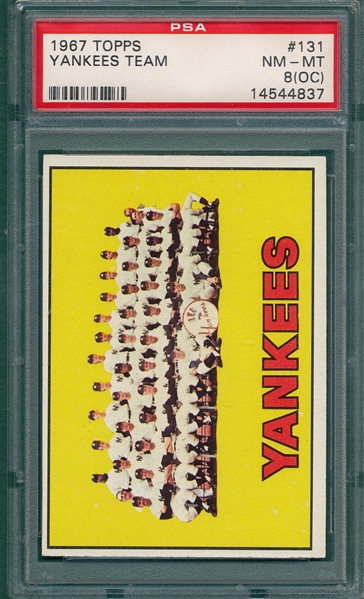 1967 Topps #131 Yankees Team PSA 8 (OC)