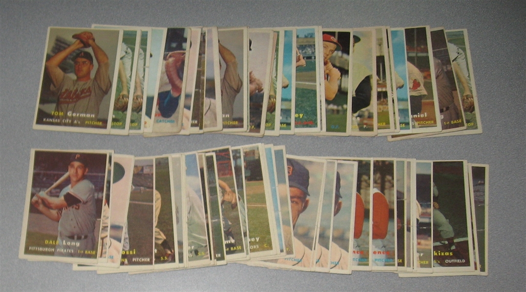1957 Topps Lot of (71) W/ Yankees Team