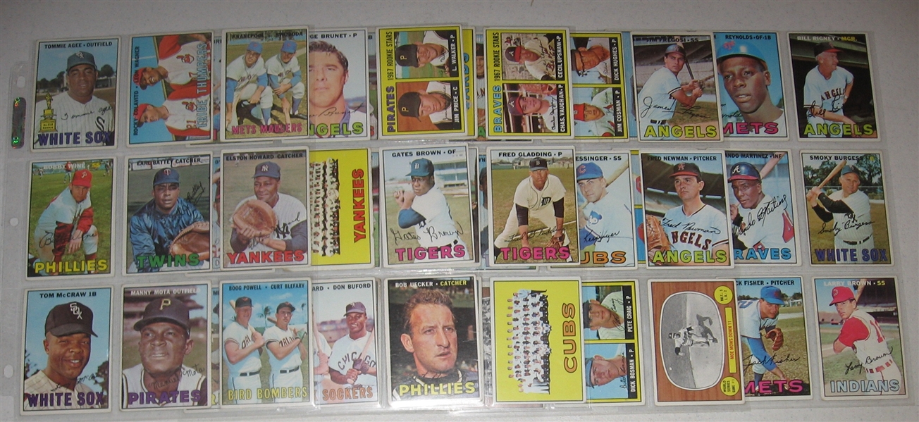 1967/68 Topps Lot of (221) W/ 68 Mays