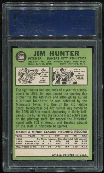 1967 Topps #369 Catfish Hunter PSA 9