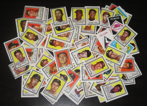 1962 Topps Baseball Stamps W/HOFers (88)