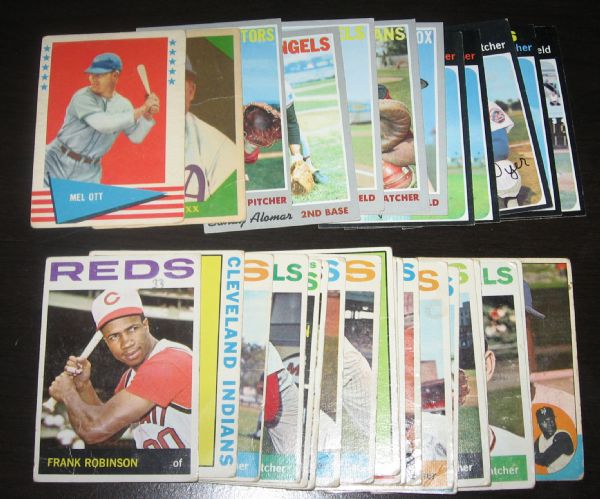 1950s-70s baseball grab bag (200) Lot