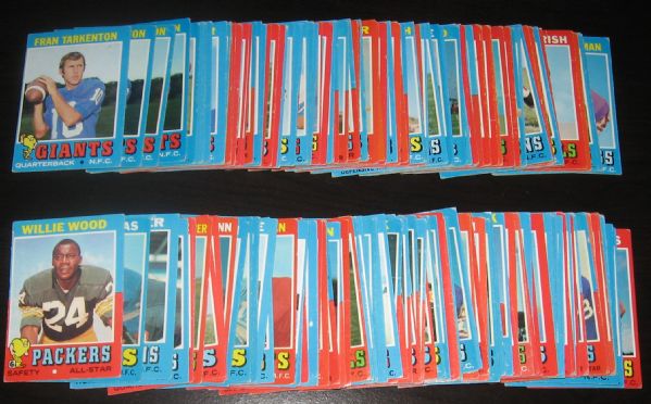 1970-72 Topps FB Lot of (237) W/HOFers