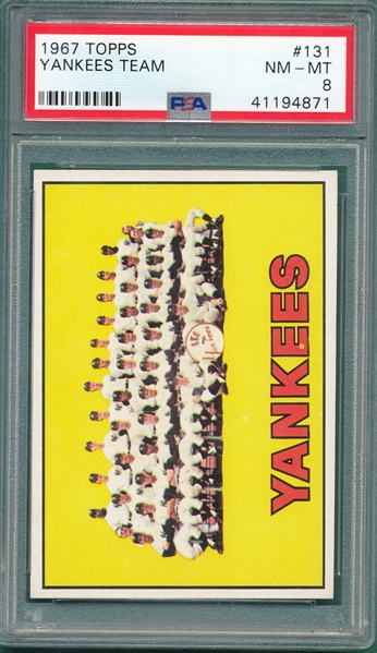 1967 Topps #131 Yankees Team PSA 8