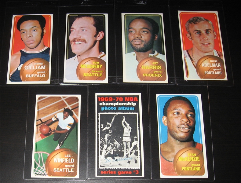 1970-71 Topps Basketball Lot of (8) W/ #160 Jerry West