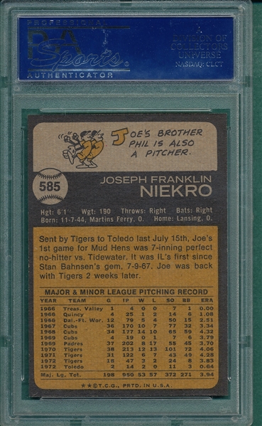 1973 Topps #585 Joe Niekro PSA 9